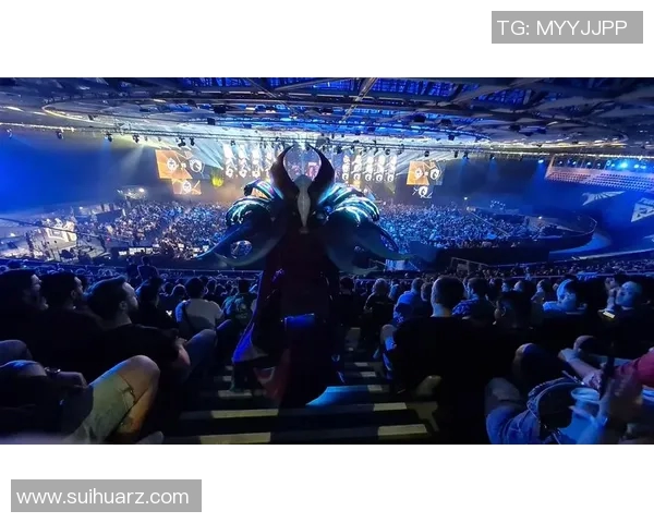 3人围杀幽鬼比赛视频-探析精彩比赛，三人围杀幽鬼之战-3人围杀幽鬼比赛视频